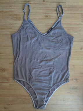 Girls Ribbed One-Piece Bodysuit – Grey